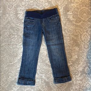 Maternity crop jeans